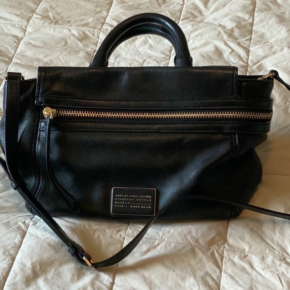 Black leather Marc Jacobs satchel